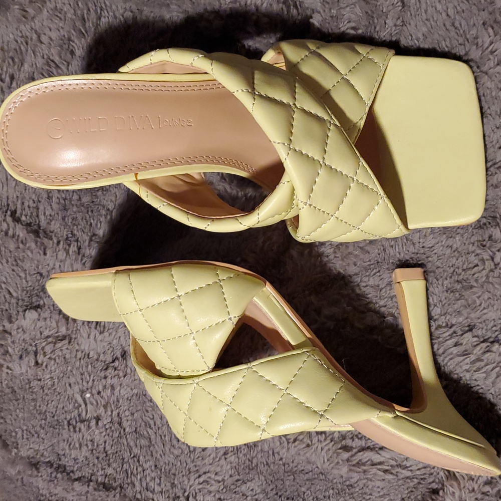 Wild Diva Yellow Quilted Heeled Sandals Size 7